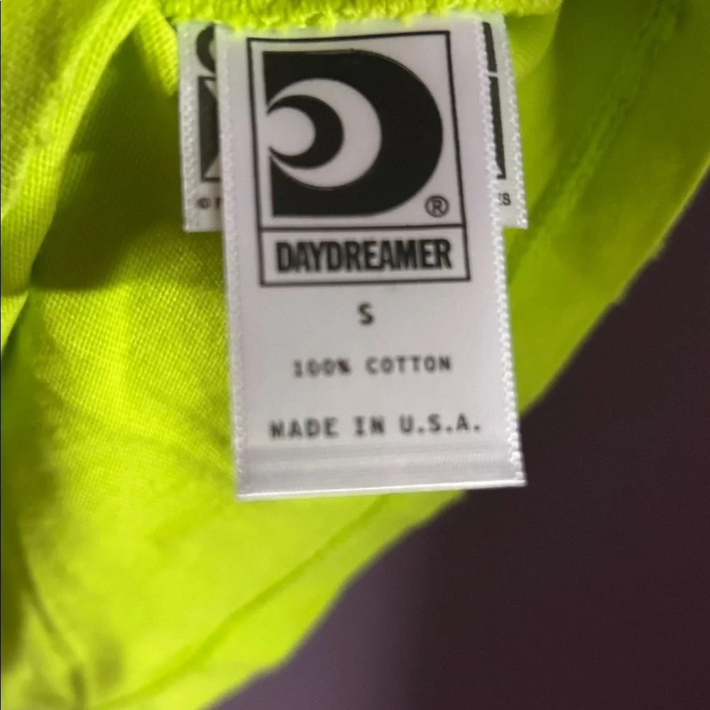 NWT Daydreamer Charli XCX Brat Neon Green Graphic Tee Size small - Picture 5 of 5